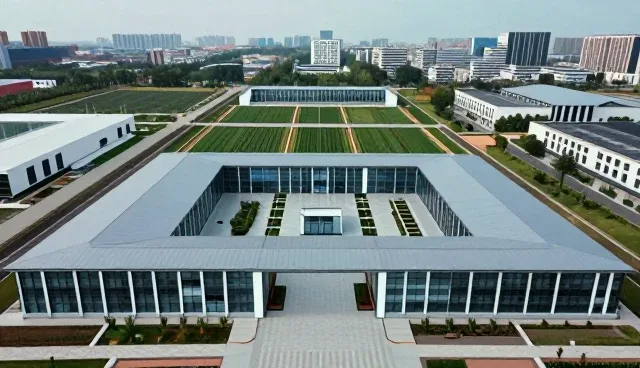 办公环境智能化转型对材料供应的影响与应对策略